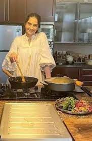 Sonam Kapoor Cooking