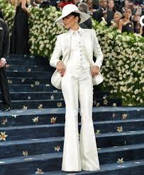 Zendaya: Modern Zoot Suit Glamour